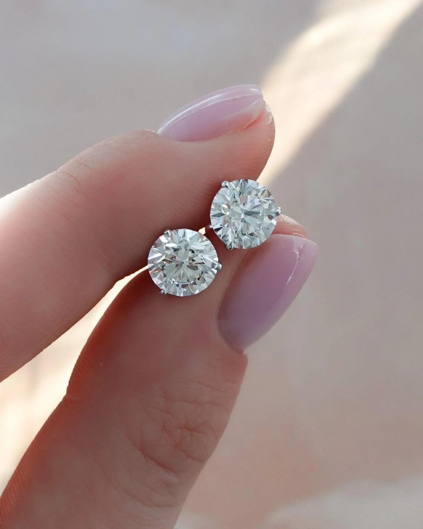 2CTW Round Cut Single Point Prong Diamond Studs - Image 2