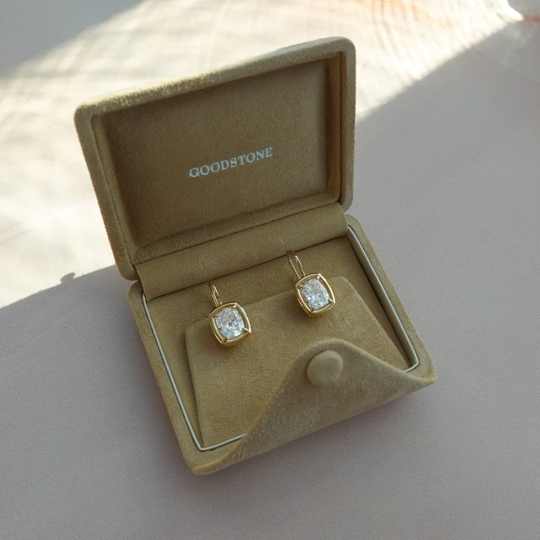 Club Dangle Earring with Elongated Cushion Cuts - Image 8