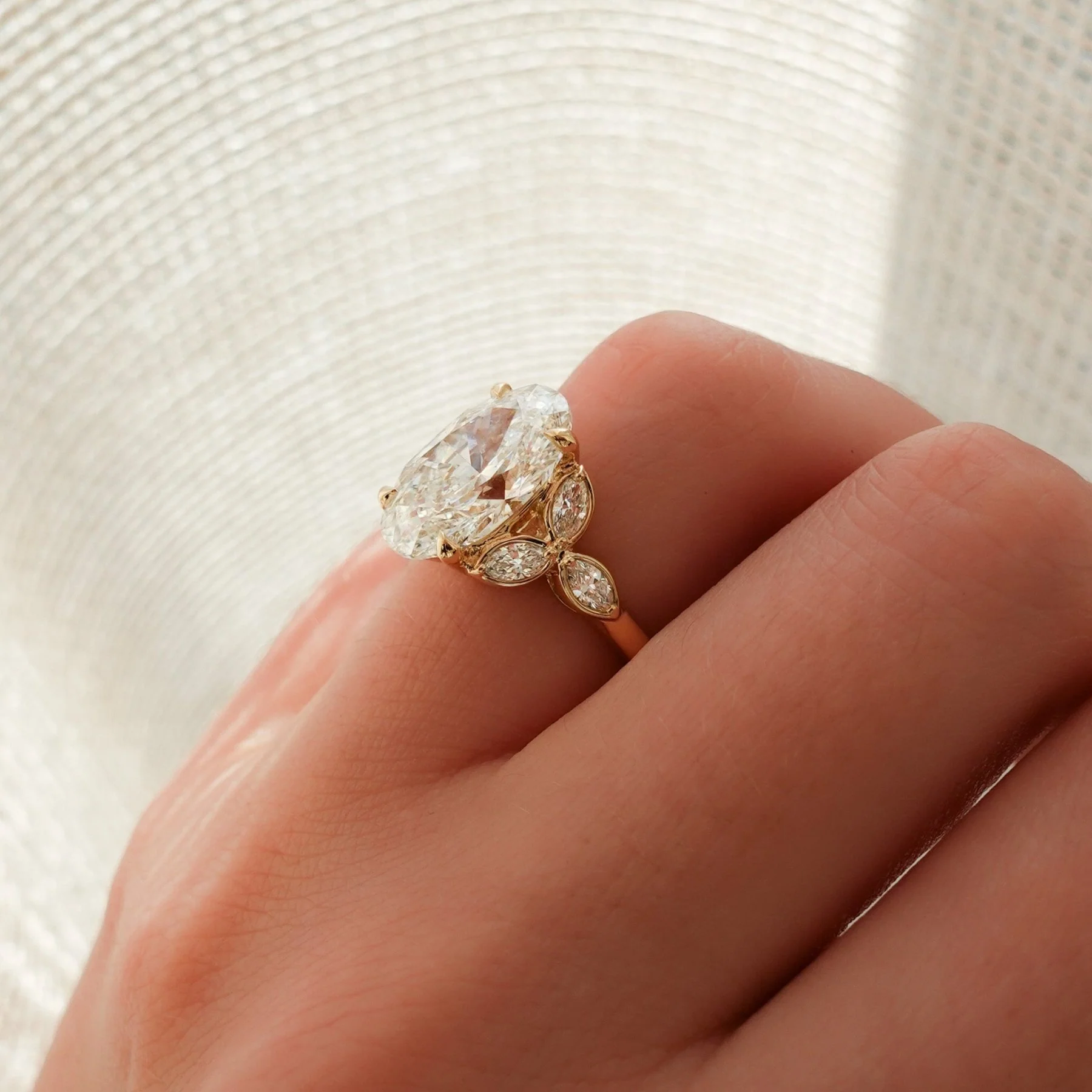 Laurel Engagement Ring With Oval Cut Diamond - Image 6