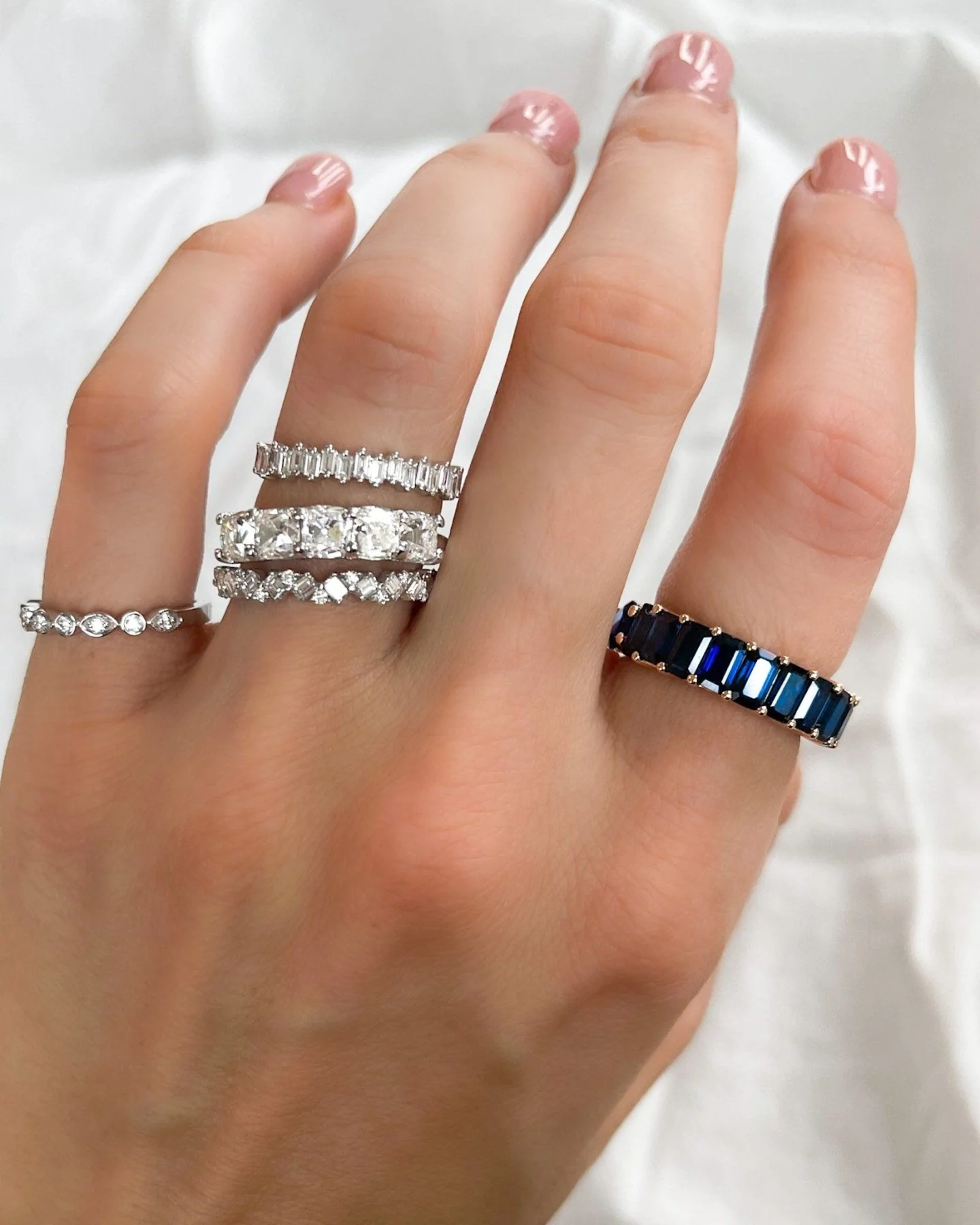 Scalloped Diamond Wedding Band - Image 4